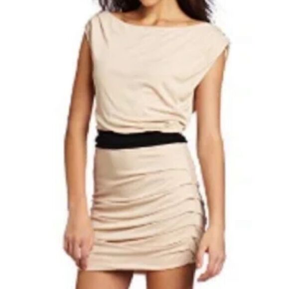 Halston Heritage side ruched mini‎ dress size M - Picture 1 of 13